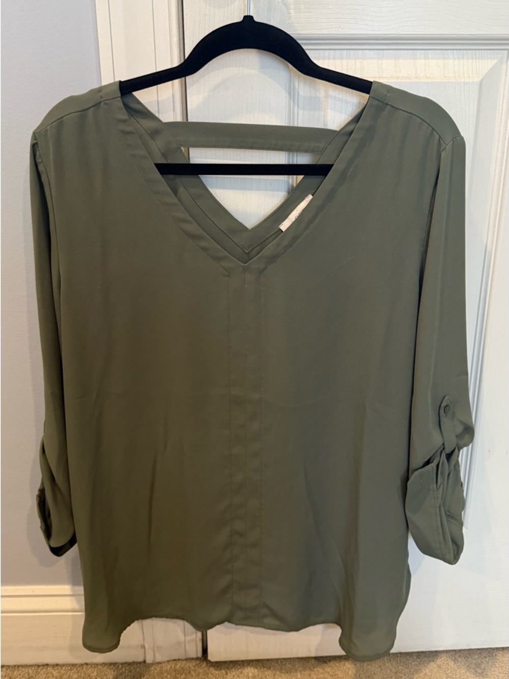 LOFT Outlet V-Neck Long Sleeve Blouse